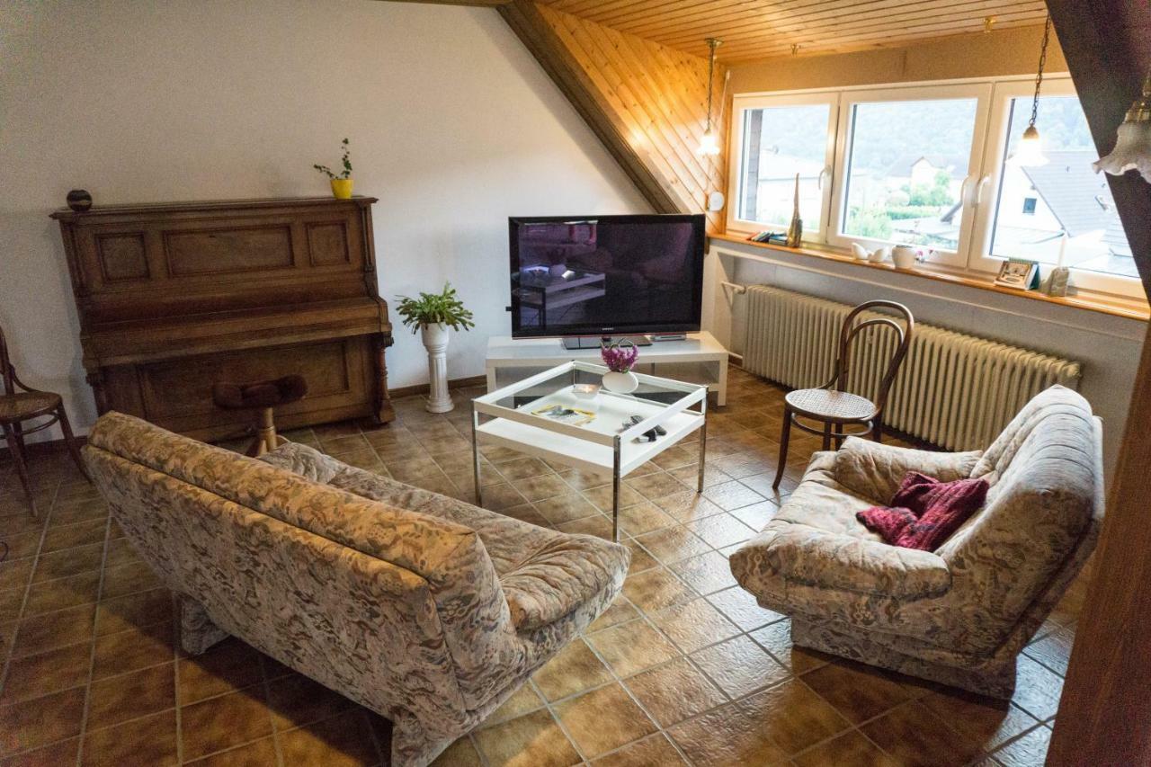 Moderne 70 Qm Wohnung Mit Grosser Dachterrasse Kinheim Exteriér fotografie